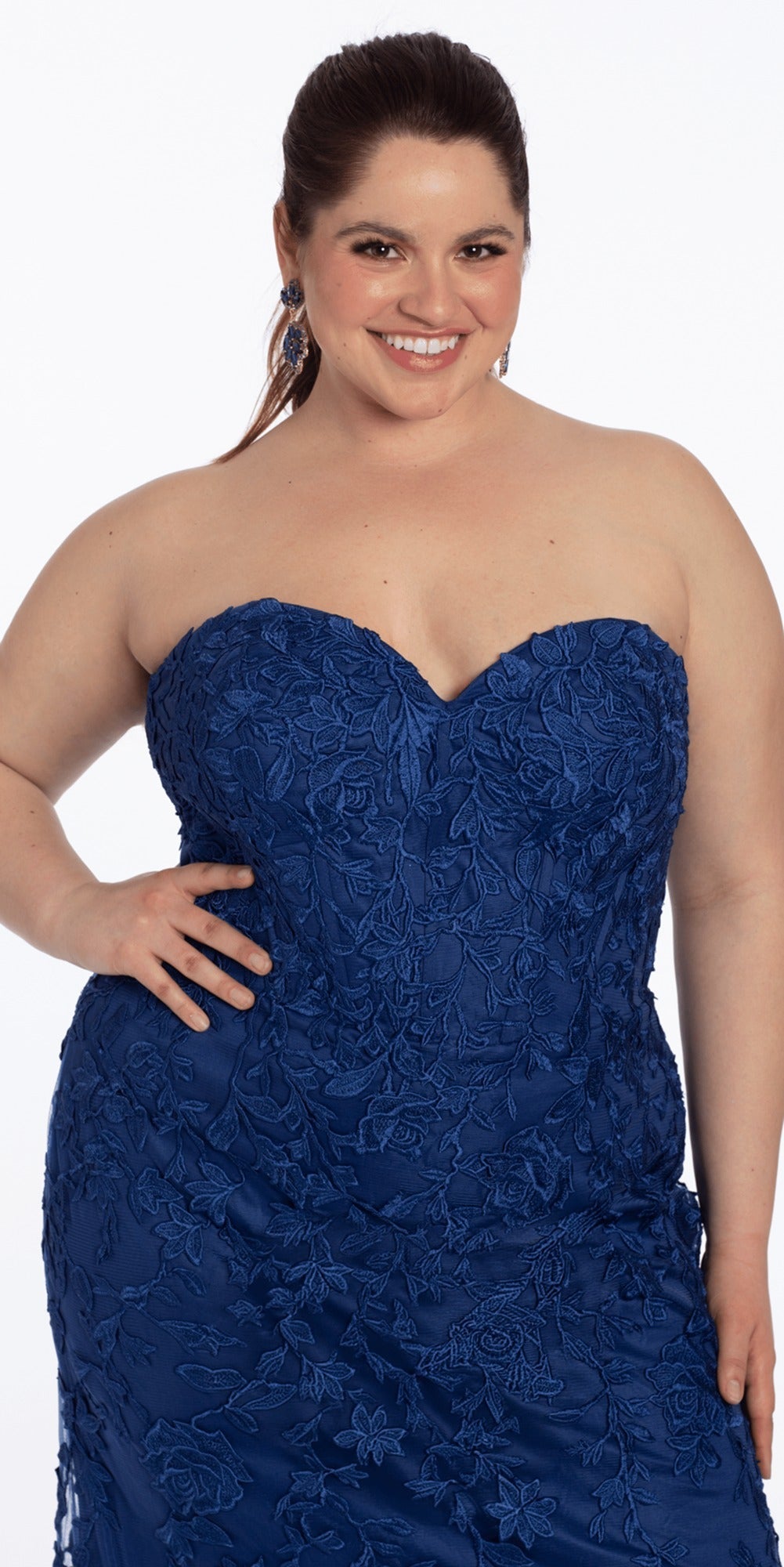 Embroidered Sequin Sweetheart Corset Column Dress with Side Slit